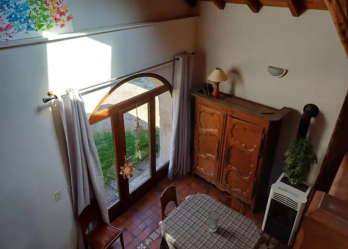 Du Ruisseau D'argent Archettes